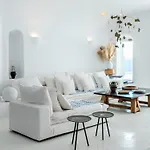 Rezort Mykonos Blu, A Grecotel To Live