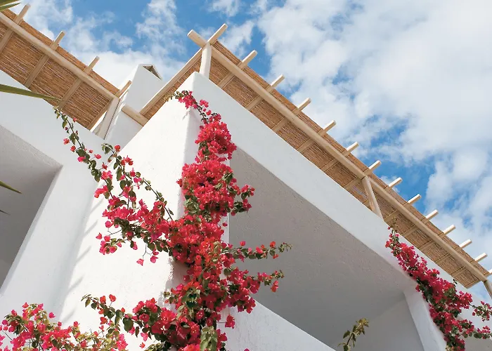 Resort Mykonos Blu, A Grecotel To Live Psarrou