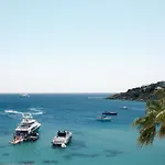 Mykonos Blu, A Grecotel To Live 5* 프사로우
