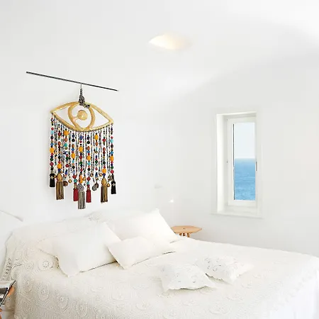 Mykonos Blu, A To Live 5*