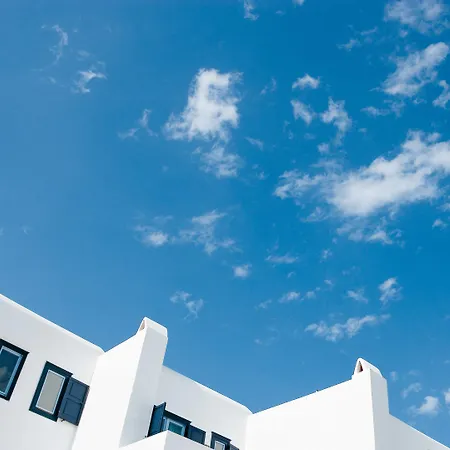 Mykonos Blu, A To Live 5*